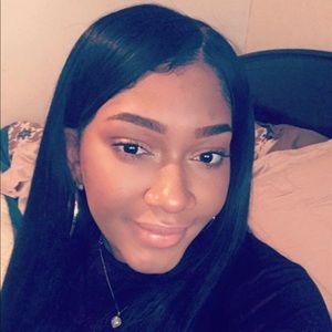 Meet your Posher, Theo